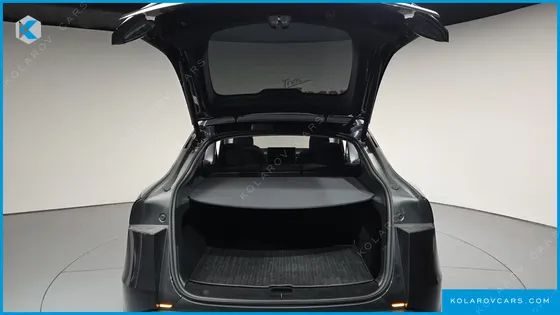 TESLA MODEL Y RWD