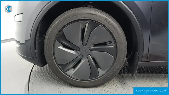 TESLA MODEL Y PREMIUM RWD