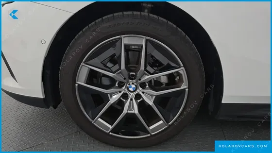BMW 5 SERIES 520I