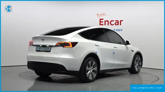 TESLA MODEL Y LONG RANGE AWD