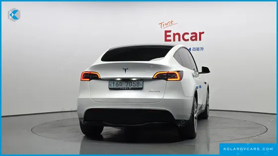 TESLA MODEL Y LONG RANGE AWD