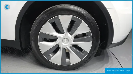 TESLA MODEL Y LONG RANGE AWD