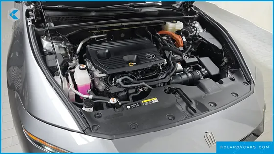 TOYOTA CROWN 2.5 4WD HYBRID