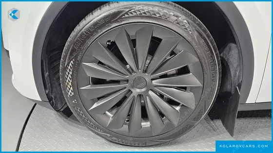 TESLA MODEL Y RWD