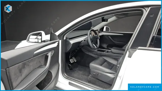 TESLA MODEL Y RWD