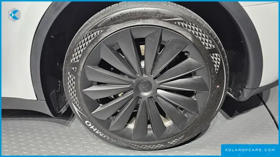 TESLA MODEL Y RWD