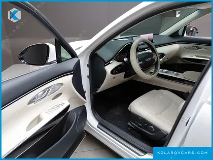 GENESIS GV70 2.5T GASOLINE 2WD