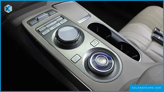 GENESIS GV70 2.5T GASOLINE 2WD
