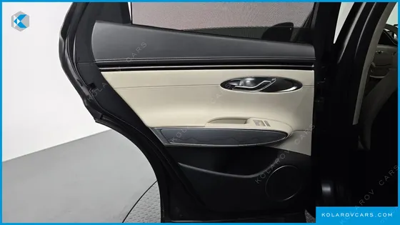GENESIS GV70 2.5T GASOLINE 2WD
