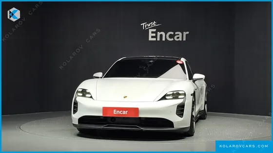 PORSCHE TAYCAN GTS