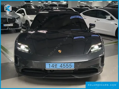 PORSCHE TAYCAN BASE