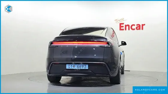 TESLA MODEL Y RWD