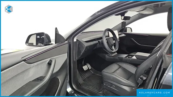 TESLA MODEL Y RWD