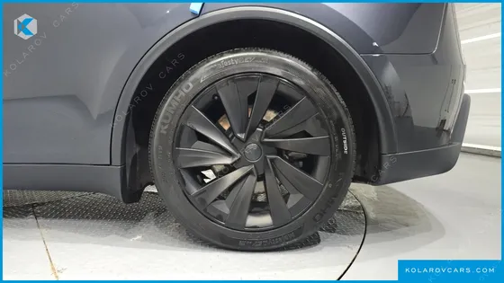 TESLA MODEL Y RWD