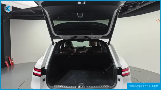 GENESIS GV70 2.5T GASOLINE 2WD