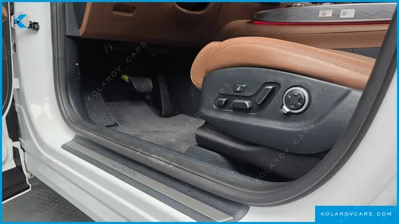 GENESIS GV70 2.5T GASOLINE 2WD