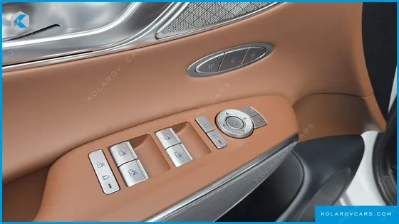 GENESIS GV70 2.5T GASOLINE 2WD