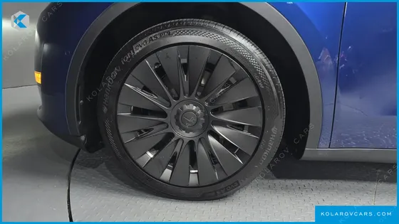 TESLA MODEL Y LONG RANGE AWD