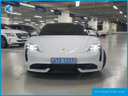 PORSCHE TAYCAN TURBO