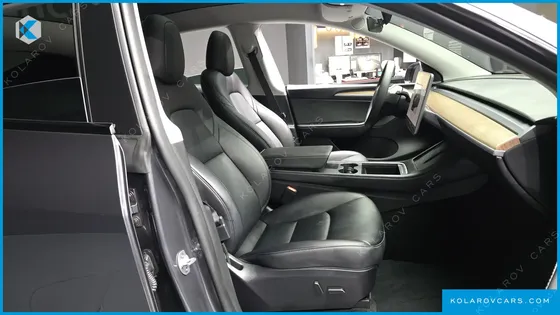 TESLA MODEL Y RWD