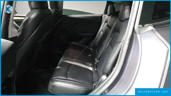 TESLA MODEL Y RWD