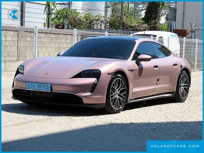 PORSCHE TAYCAN BASE