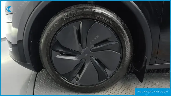 TESLA MODEL Y RWD