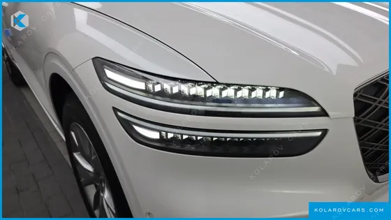 GENESIS GV70 2.5T GASOLINE 2WD