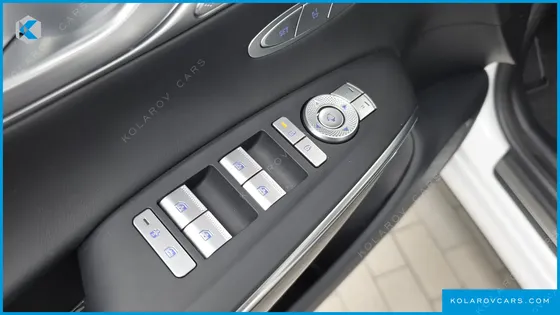 GENESIS GV70 2.5T GASOLINE 2WD