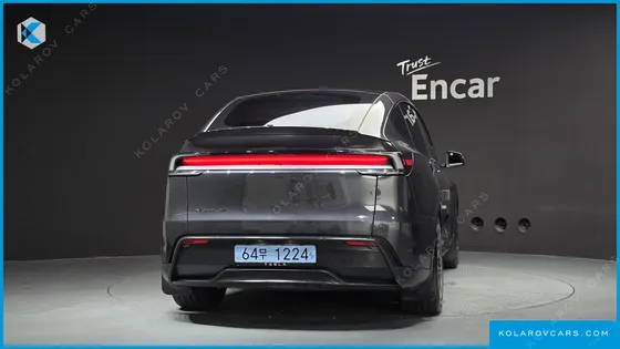 TESLA MODEL Y L LONG RANGE AWD