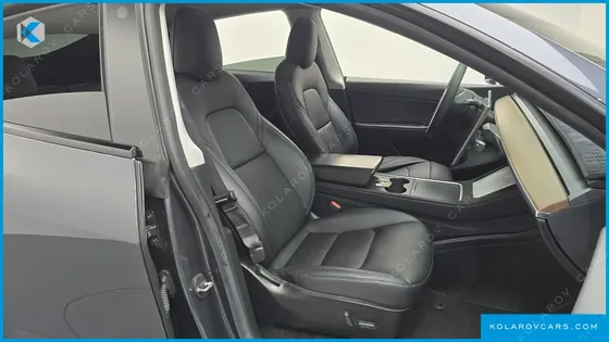 TESLA MODEL Y STANDARD RANGE RWD
