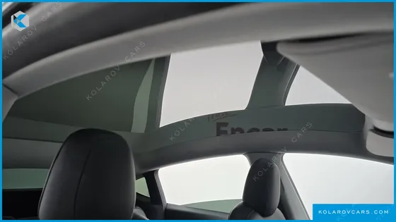 TESLA MODEL Y STANDARD RANGE RWD