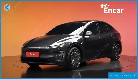 TESLA MODEL Y L LONG RANGE AWD