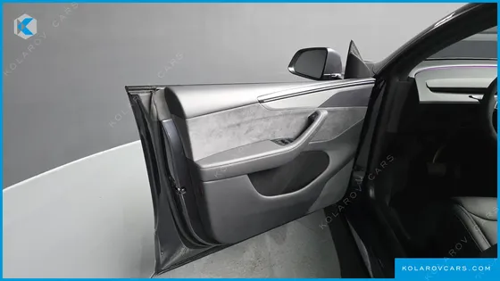 TESLA MODEL Y L LONG RANGE AWD