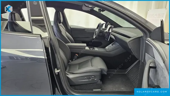 TESLA MODEL Y L LONG RANGE AWD