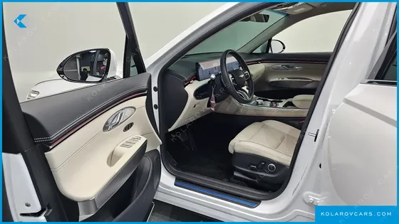 GENESIS GV70 2.5T GASOLINE 2WD