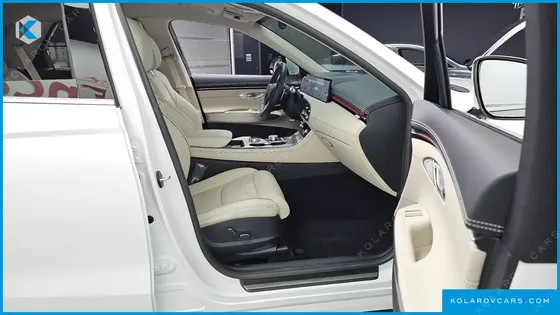 GENESIS GV70 2.5T GASOLINE 2WD