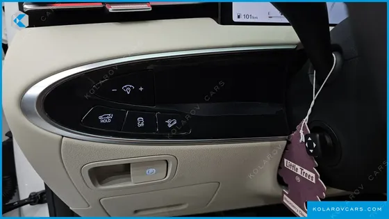 GENESIS GV70 2.5T GASOLINE 2WD