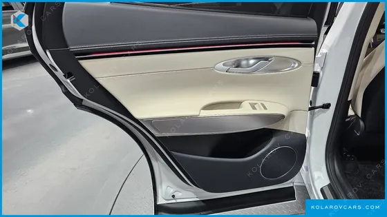 GENESIS GV70 2.5T GASOLINE 2WD