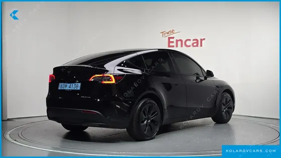 TESLA MODEL Y LONG RANGE AWD