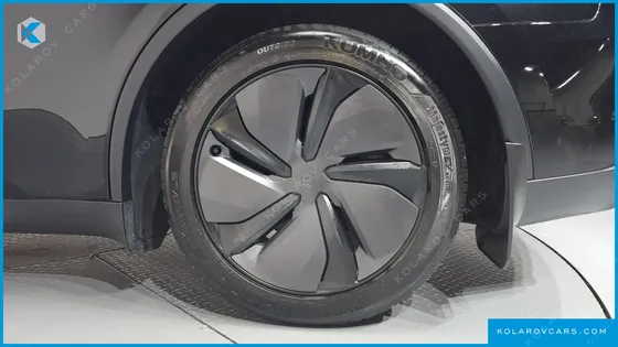TESLA MODEL Y RWD
