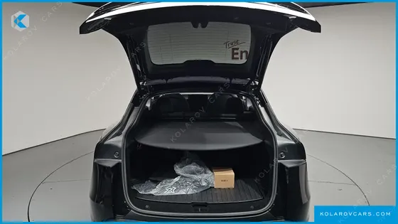 TESLA MODEL Y RWD