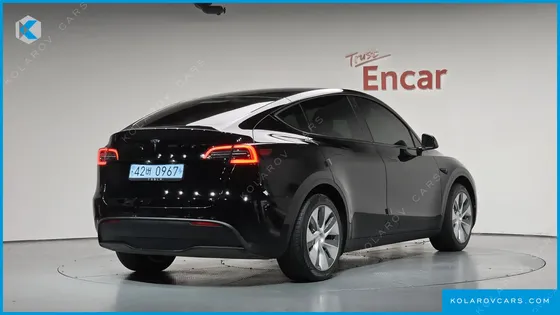 TESLA MODEL Y RWD