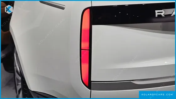 LAND ROVER RANGE ROVER P530 AUTOBIOGRAPHY