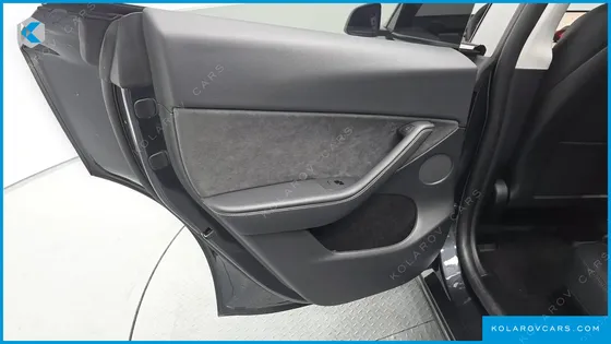 TESLA MODEL Y LONG RANGE AWD