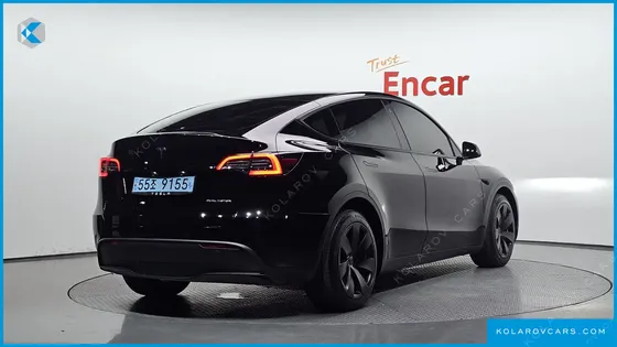 TESLA MODEL Y LONG RANGE AWD