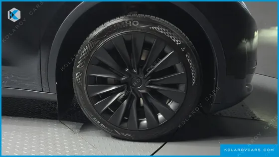 TESLA MODEL Y RWD
