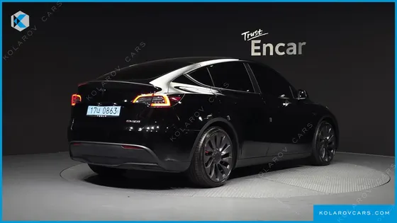 TESLA MODEL Y PERFORMANCE AWD