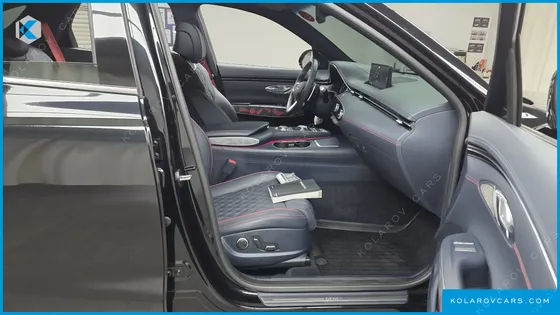 GENESIS GV70 2.5T GASOLINE 2WD
