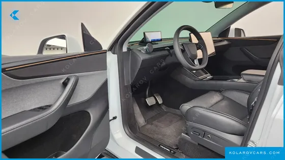 TESLA MODEL Y RWD